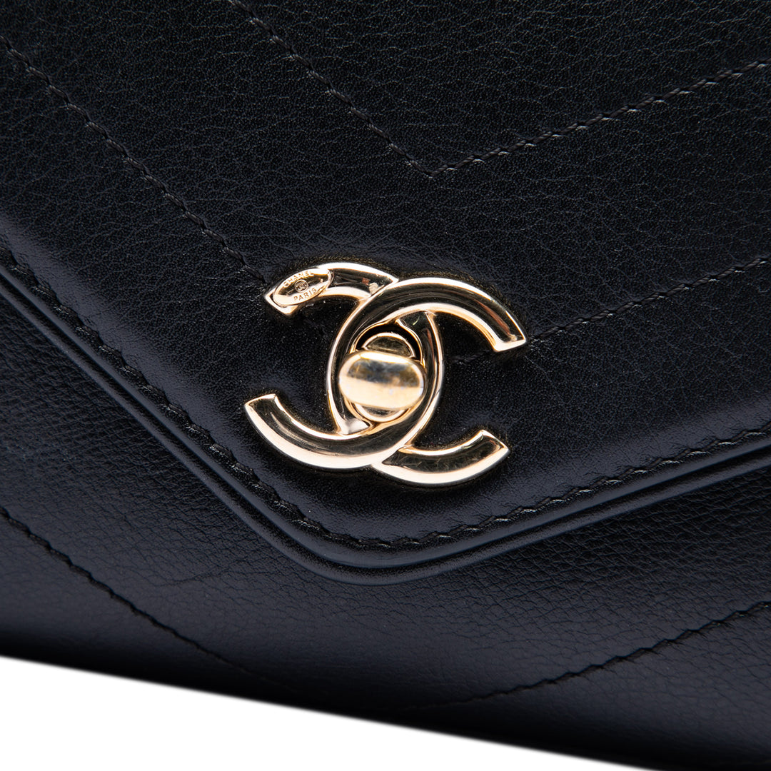 Chevron Surpiqué Coco Sac ceinture Cuir de veau Noir