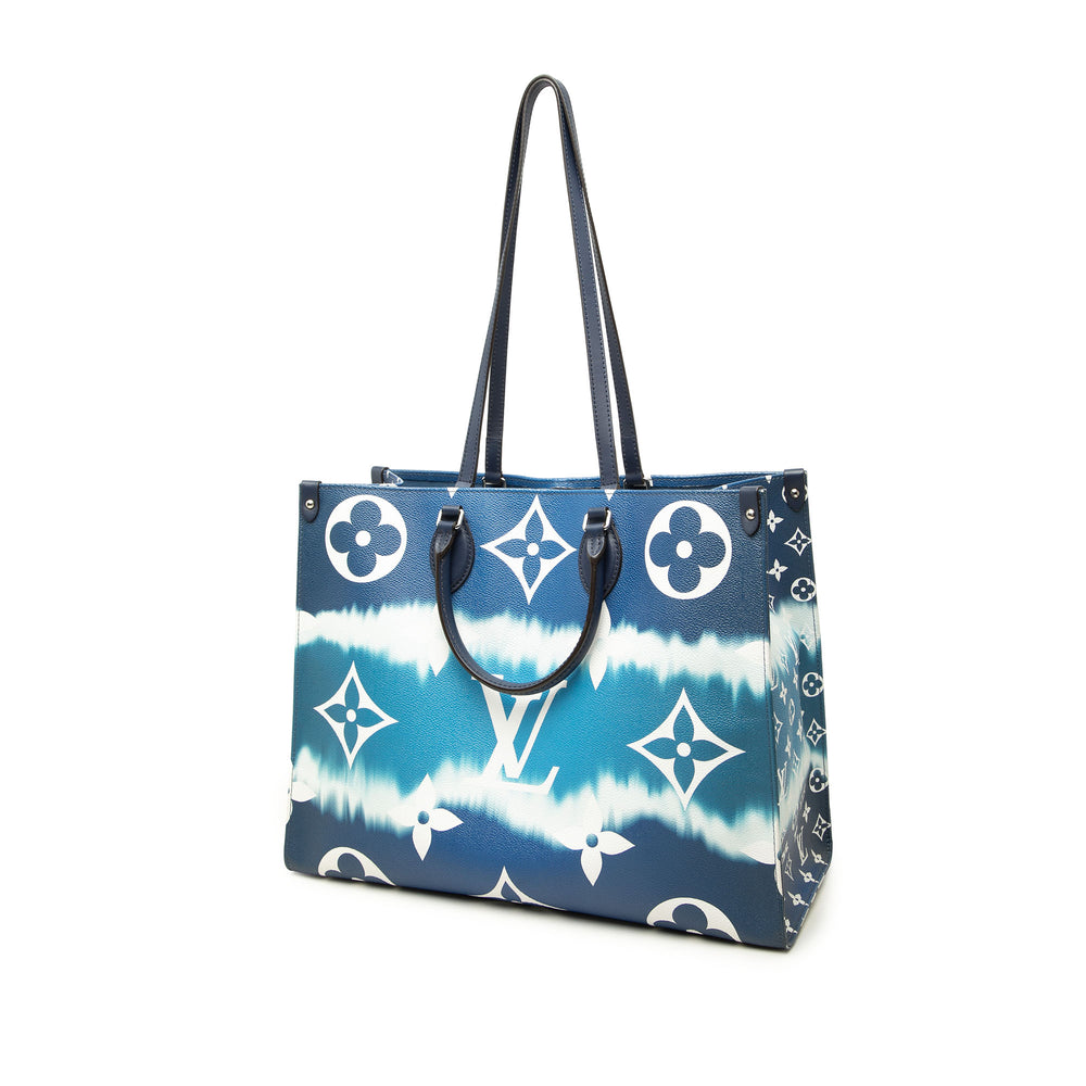Louis Vuitton Sac à main Giant Escale OntheGo Monogram GM Bleu – vue 2 – GABY PARIS