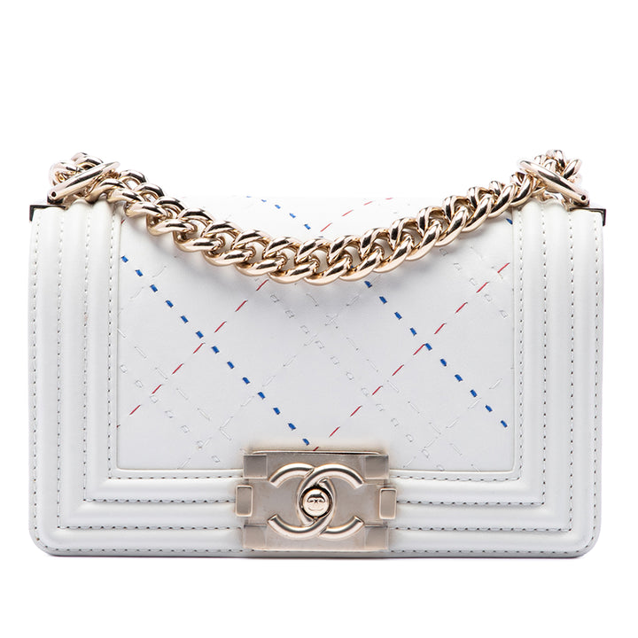 Chanel Small Matelassé Cuir d’agneau Cruise Line Boy à rabat