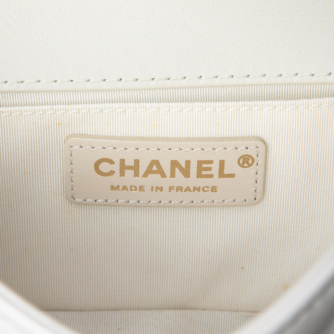 Chanel Small Matelassé Cuir d’agneau Cruise Line Boy à rabat