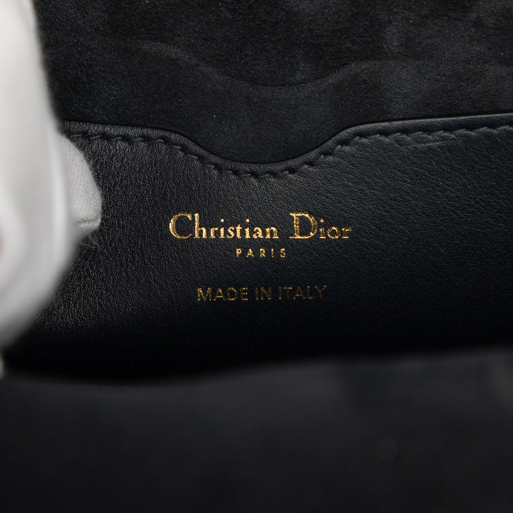 Dioravenue Sac seau Petit Cuir de veau Noir