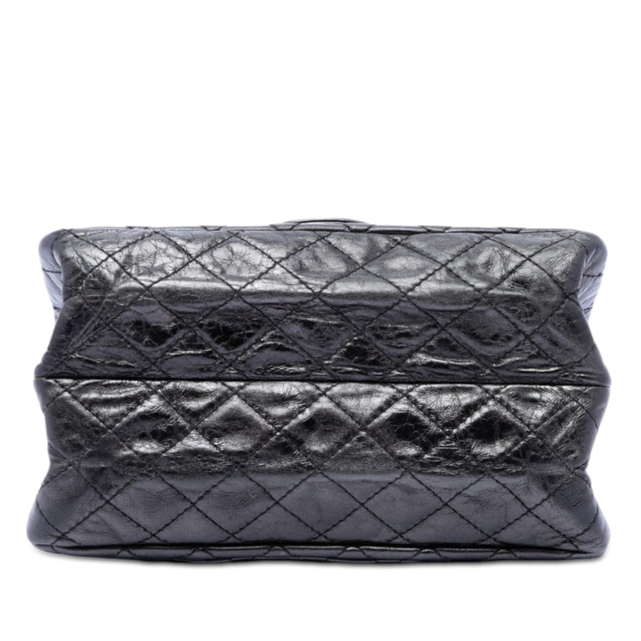 Chanel Matelassé vieilli Cuir de veau Reissue 2.55 Simple rabat 225