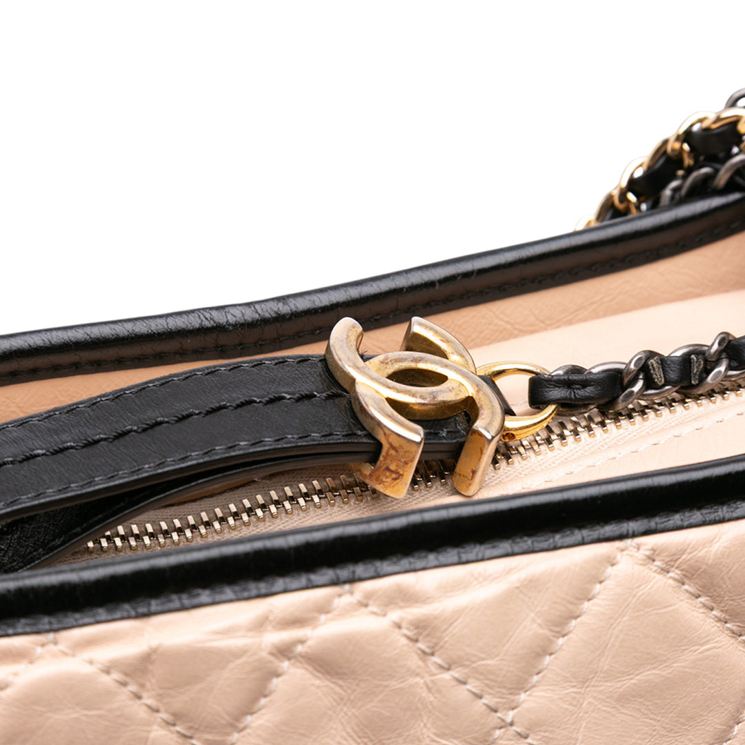 Chanel Large Aged Cuir de veau Gabrielle Sac porté croisé Marron