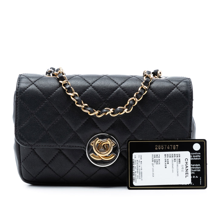 Chanel Matelassé Cuir d’agneau Turn et Lock à rabat