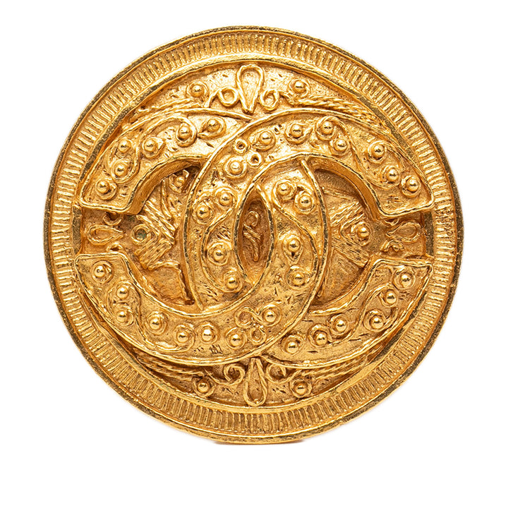 Chanel CC plaqué Medallion Broche