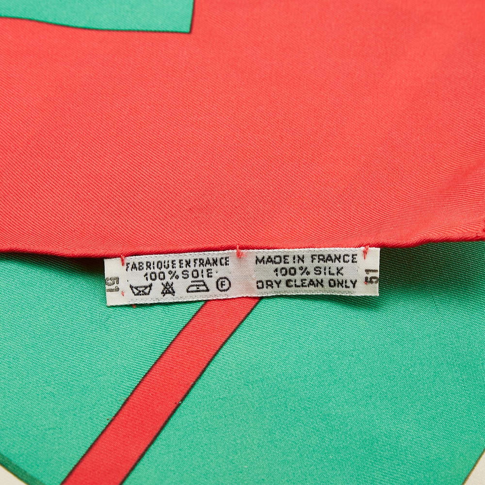 Hermès Le Monde du Polo Soie Foulard Vert – GABY PARIS Authentique