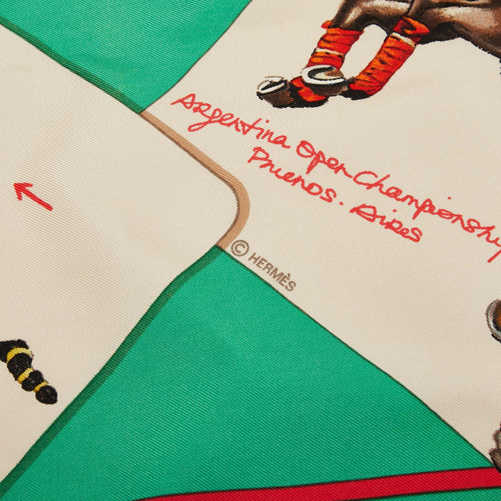 Hermès Le Monde du Polo Soie Foulard Vert – GABY PARIS Authentique