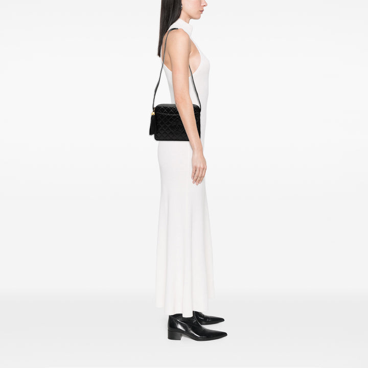 Chanel CC Matelassé Cuir d’agneau Pompon Sac caméra – GABY PARIS Authentique