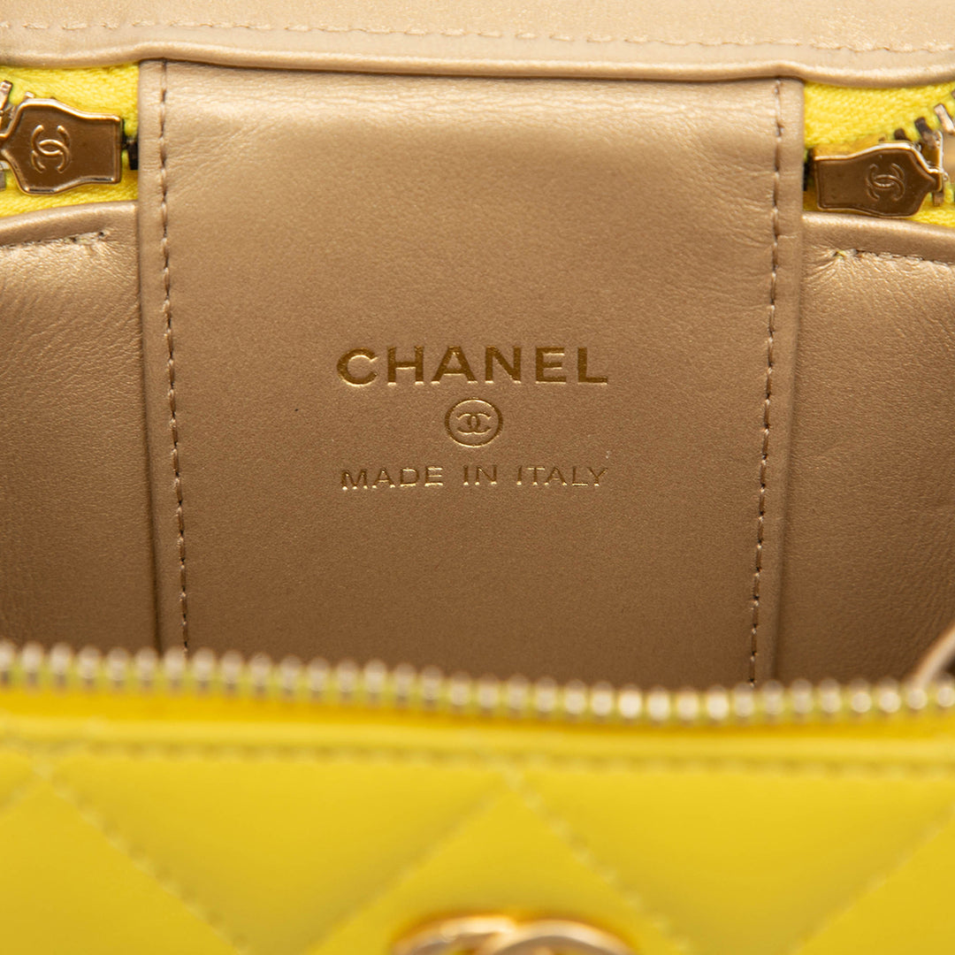 CC Matelassé Vanity avec chaîne Mini Cuir d'agneau Jaune