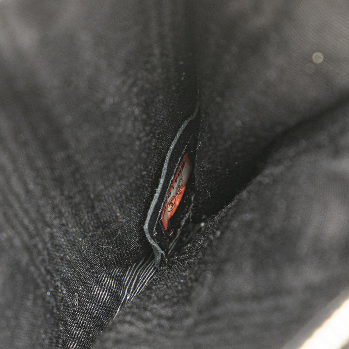 Chanel CC Chocolate Bar Cuir verni Pochette on Chain Noir – GABY PARIS Authentique