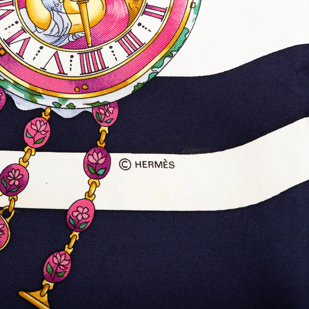 Hermès Parmi les Fleurs je Compte les Heures Soie Foulard Bleu – GABY PARIS Authentique