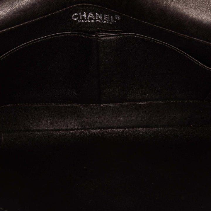 Chanel Matelassé Cuir d’agneau Chocolate Bar Sac bandoulière