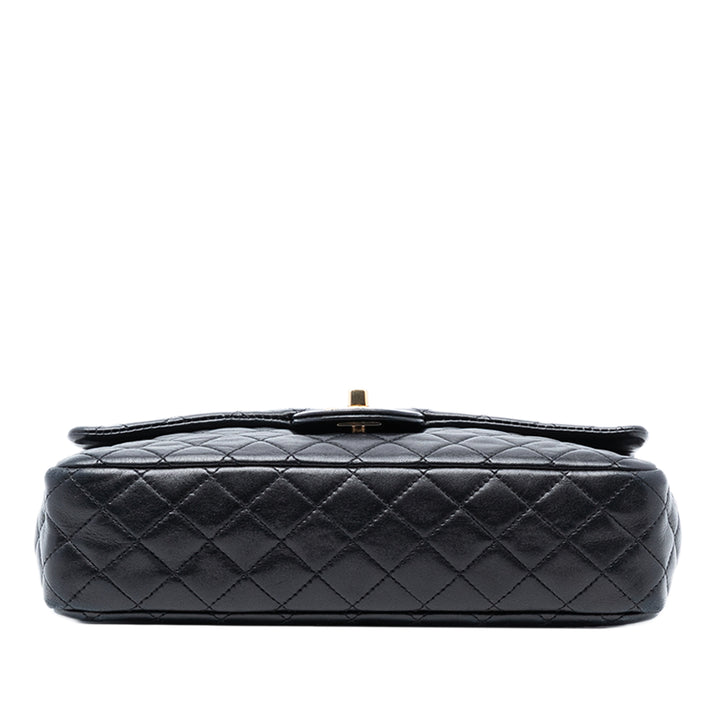 Chanel Medium Classic Cuir d’agneau Valentines Heart Charms Simple rabat