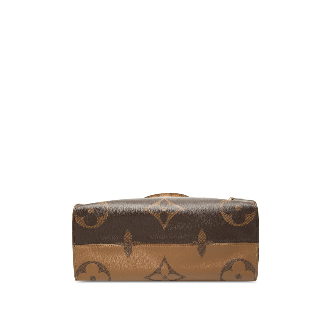 Louis Vuitton Monogram Reverse Giant OnTheGo MM