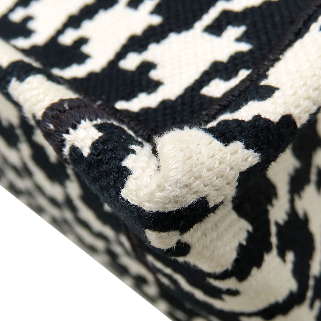 Dior Medium Toile Houndstooth brodé Book Cabas