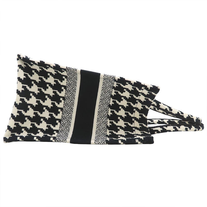 Dior Medium Toile Houndstooth brodé Book Cabas