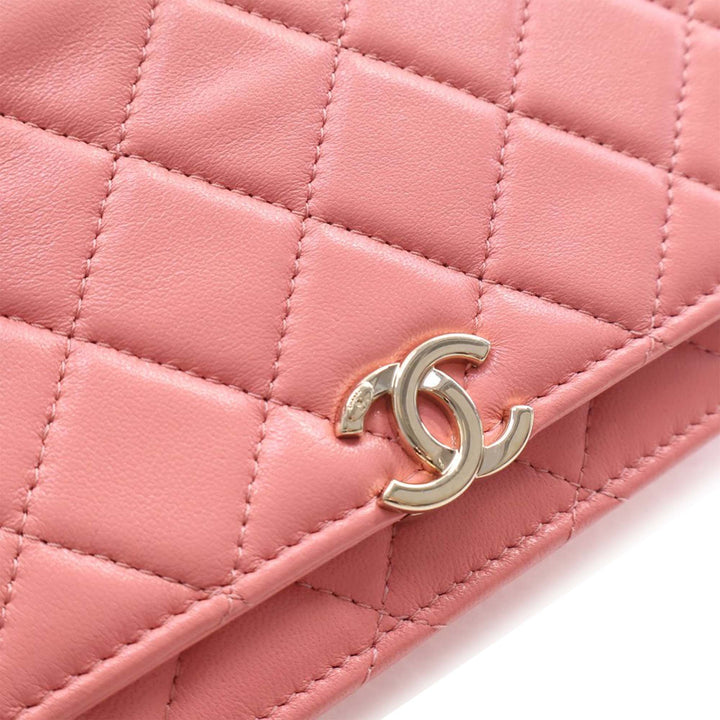 Chanel CC Matelassé Cuir d’agneau anse supérieure à rabat