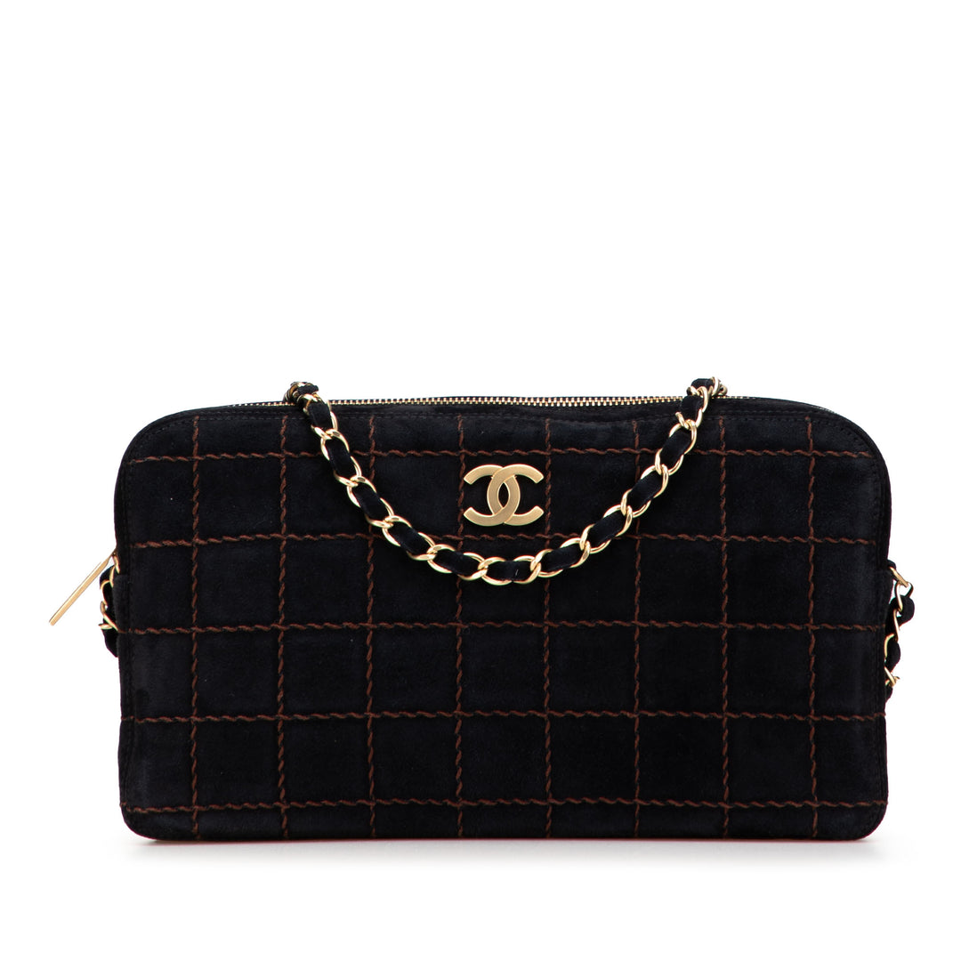Chanel CC Chocolate Bar Daim Chain Camera Bag Noir – GABY PARIS Authentique