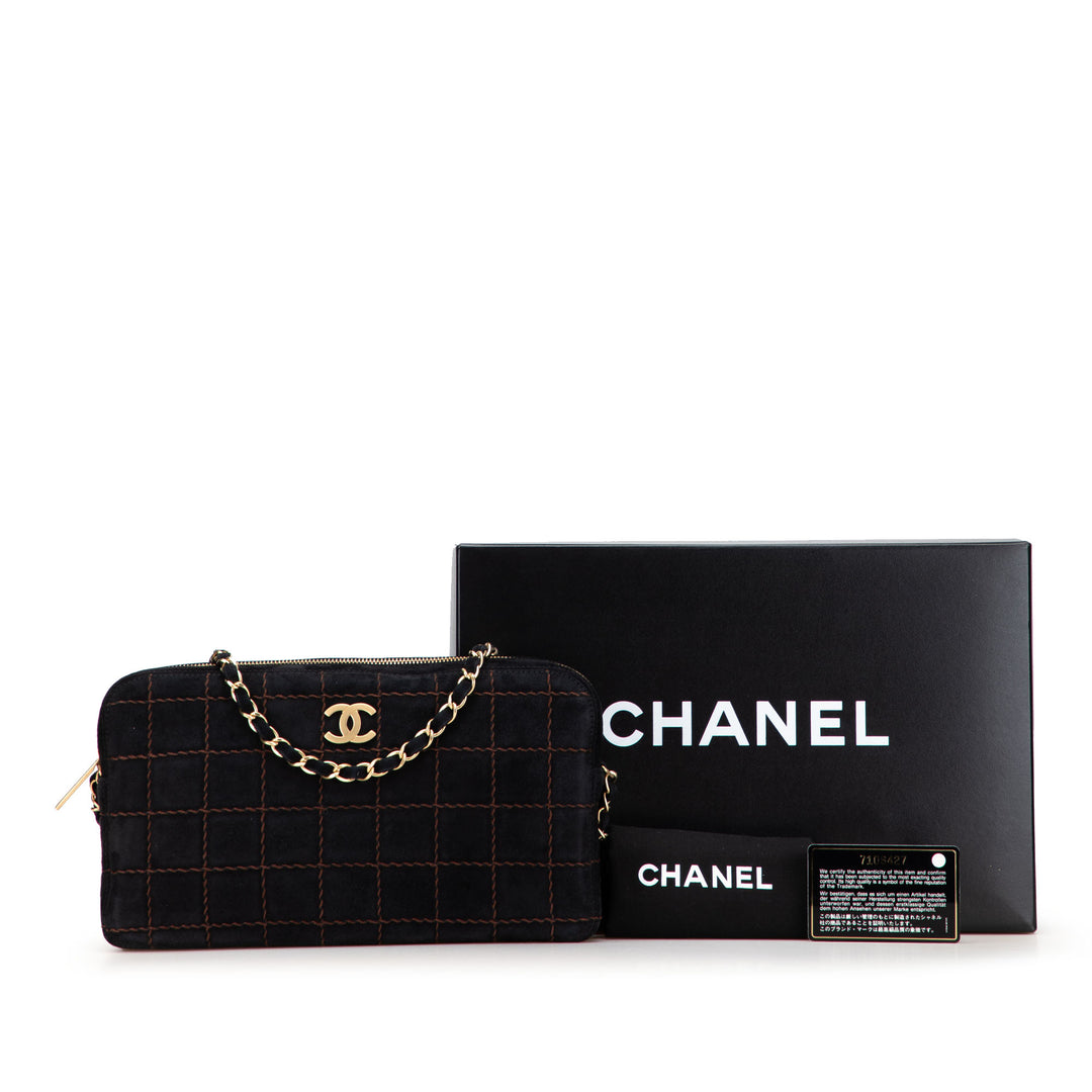 Chanel CC Chocolate Bar Daim Chain Camera Bag Noir – GABY PARIS Authentique