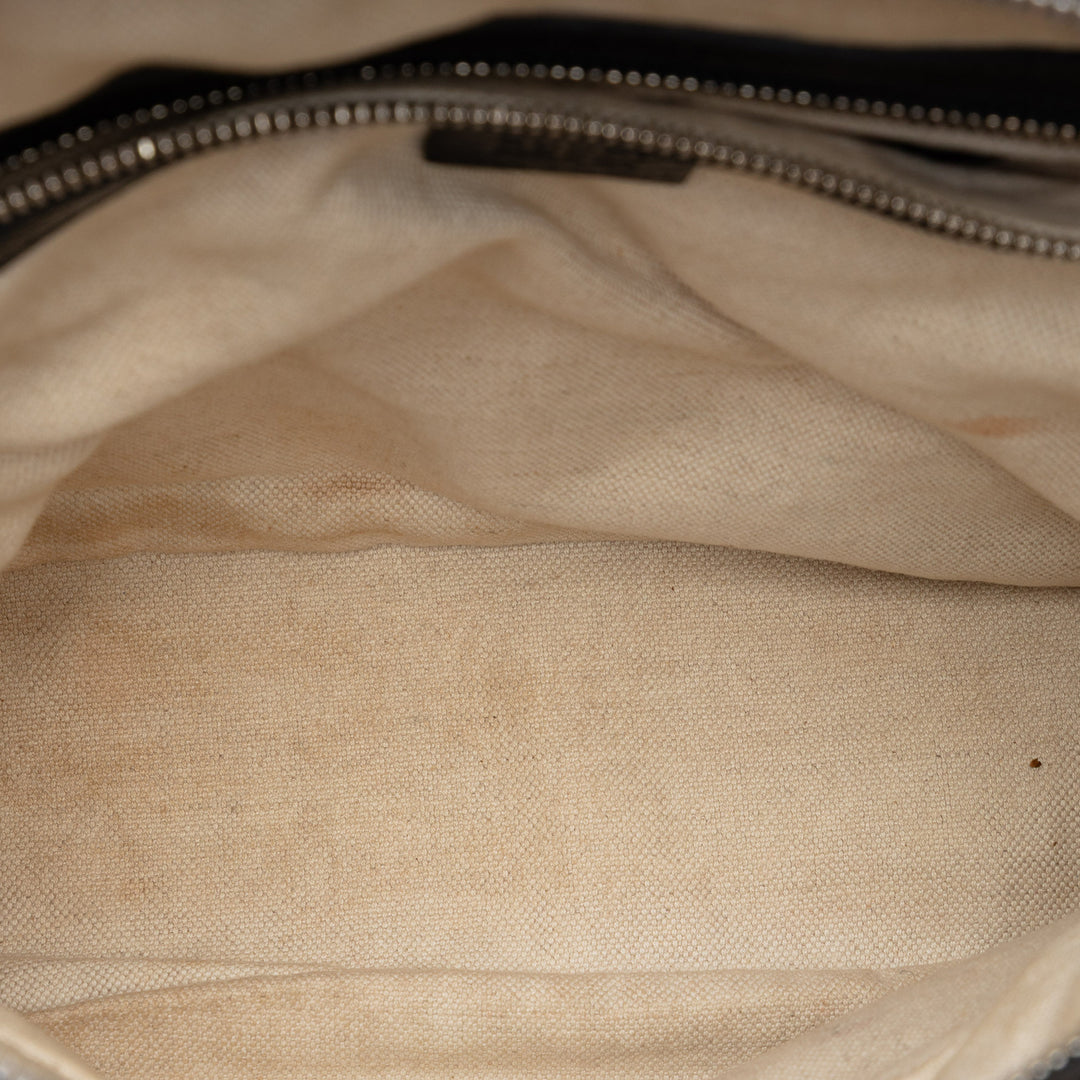 Gucci Medium Pebbled Cuir de veau Soho Messenger Sac
