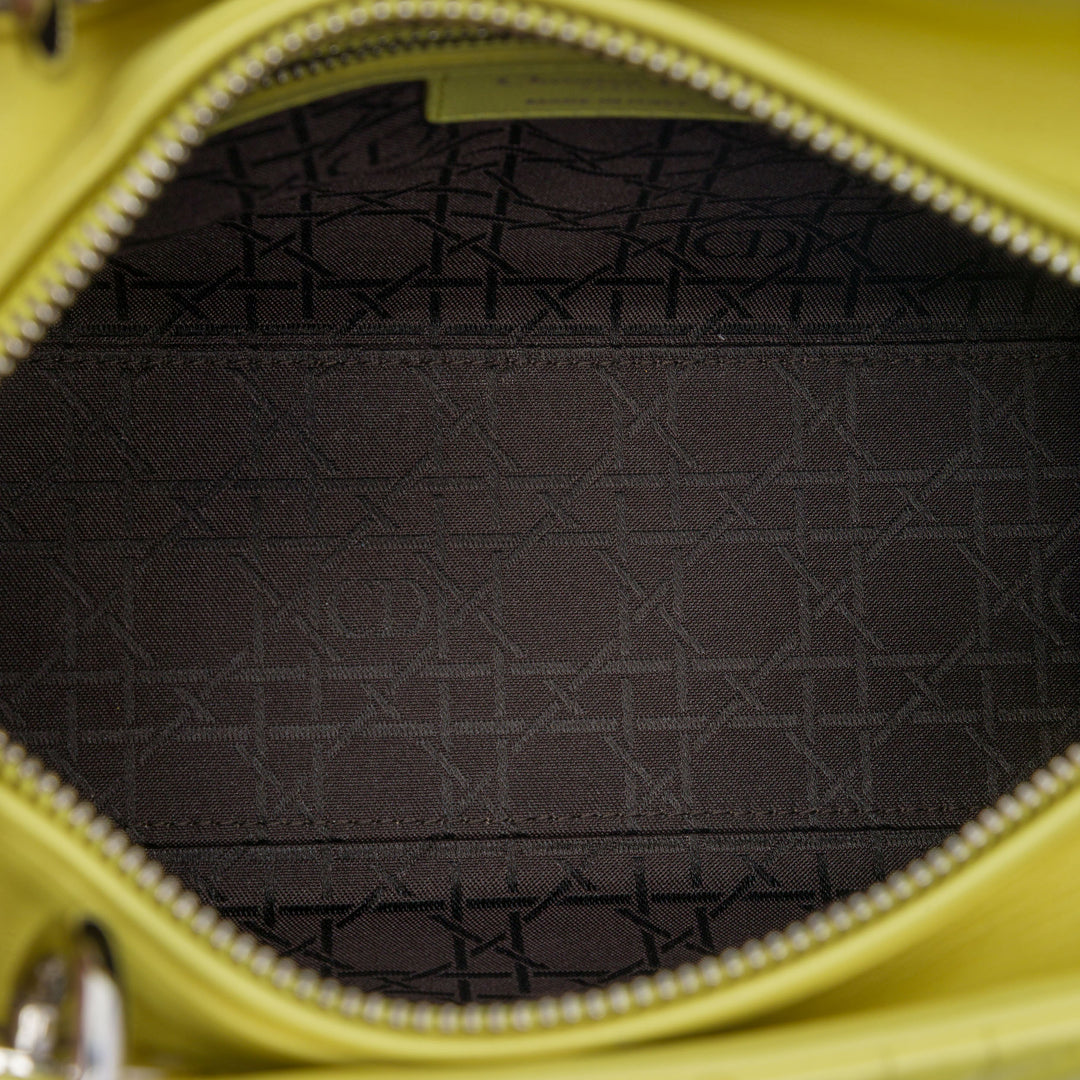 Dior Medium Cuir d’agneau Cannage Lady Dior