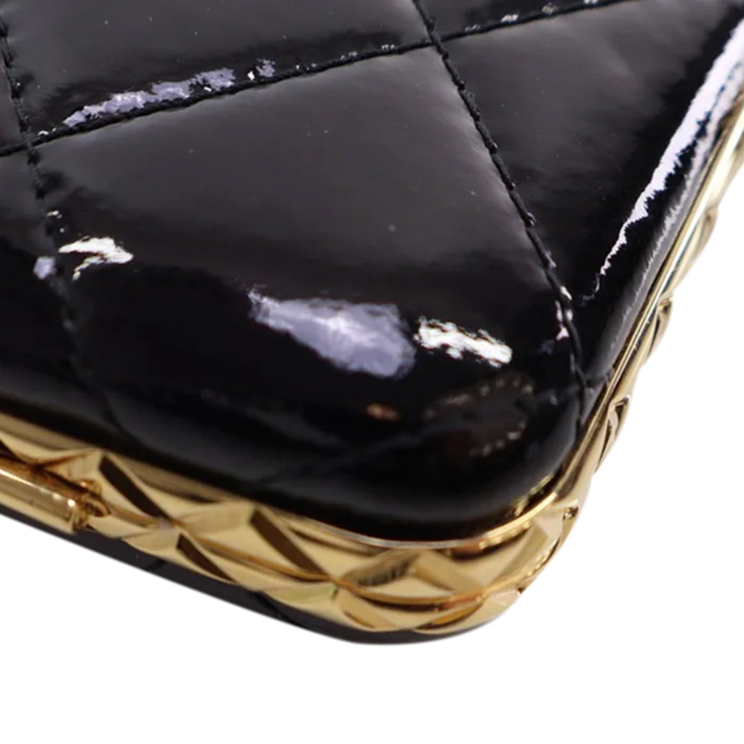 Small Glazed Goatskin Box With Chain Black - Gaby Paris