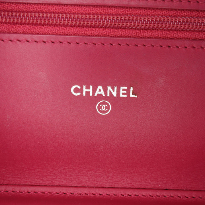 Quilted Patent Brilliant Wallet On Chain Red - Gaby Paris