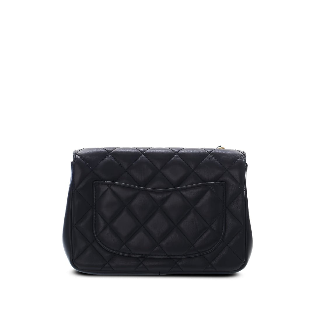 Chanel Sac bandoulière Matelassé Private Affair Camellia à rabat Petit Cuir d'agneau Noir – vue 2 – GABY PARIS