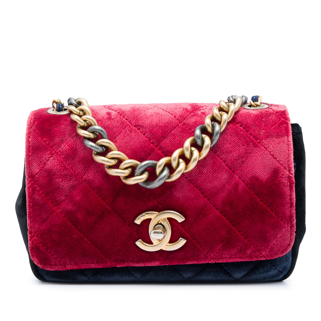 Chanel Paris Cosmopolite Tricolore Matelassé Private Affair Camellia à rabat Petit Velours