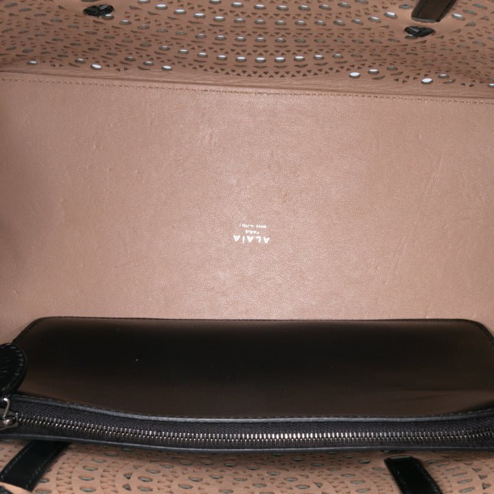 Vienne Calfskin Laser Cut Mina 32 Black - Gaby Paris