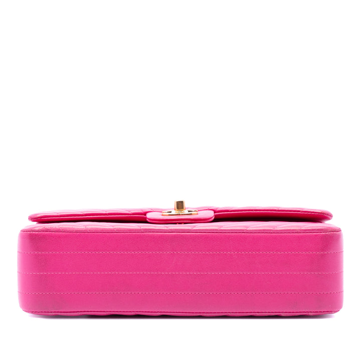 Chanel Medium Classic Chevron Cuir d’agneau Double rabat