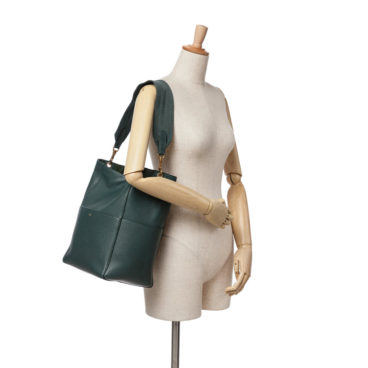 Medium Leather Seau Sangle Bucket Green - Gaby Paris