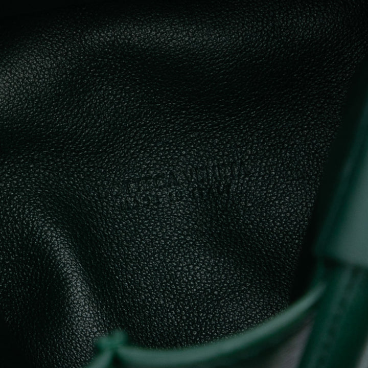 Bottega Veneta Mini Cuir d’agneau Cristal Embellished Triangle Sac à main