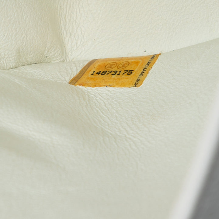 Chanel Medium Classic Caviar Double rabat