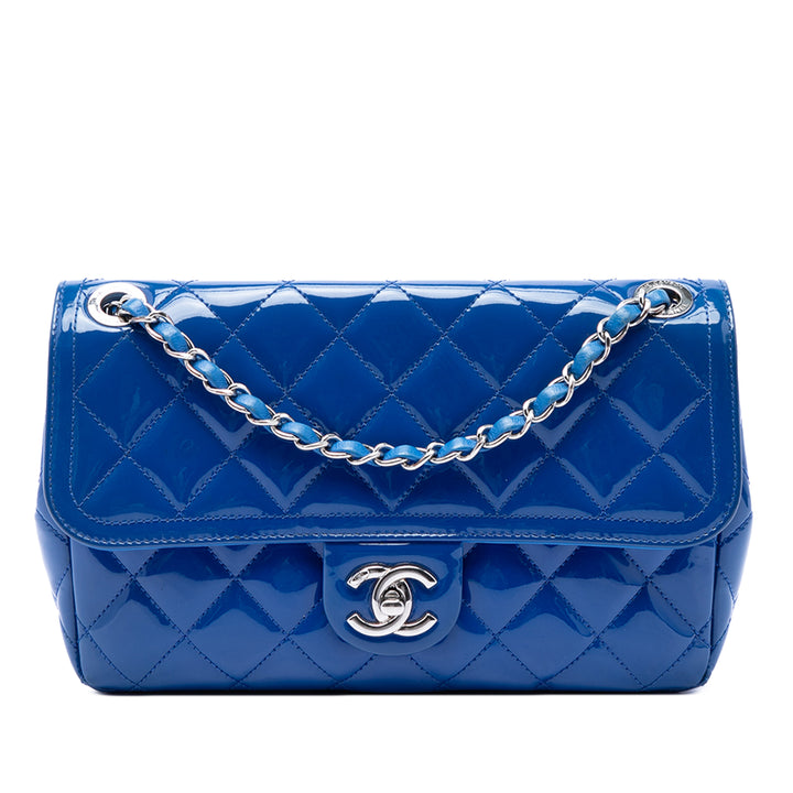 Chanel Matelassé Coco Shine à rabat Moyen Bleu – vue principale – GABY PARIS