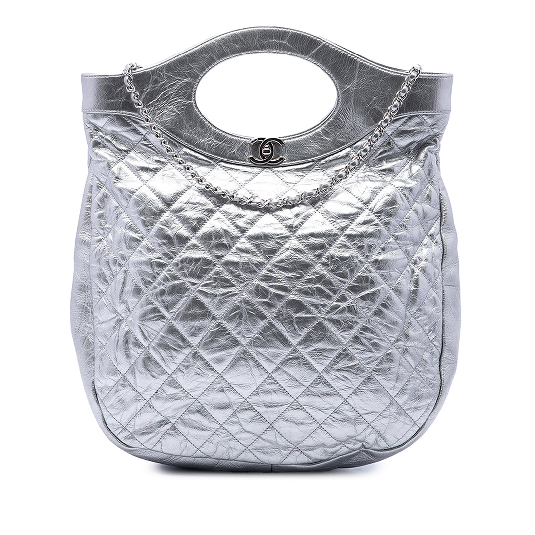 Chanel Cabas Matelassé Froissé Métallisé 31 Cuir de veau Argenté – vue principale – GABY PARIS