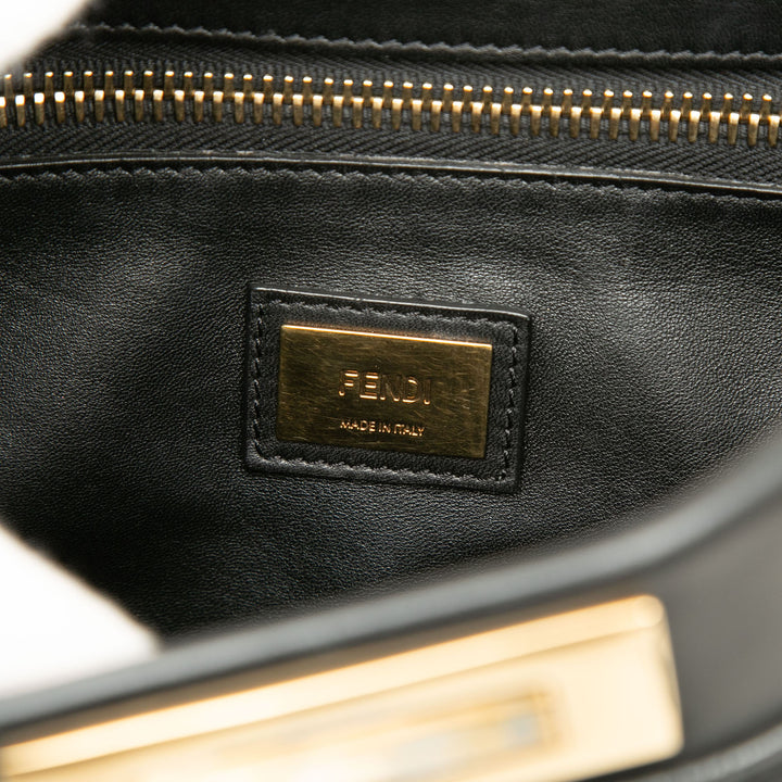 Fendi Sac à main brillant Peekaboo Iconic nappa Moyen Noir – vue 5 – GABY PARIS