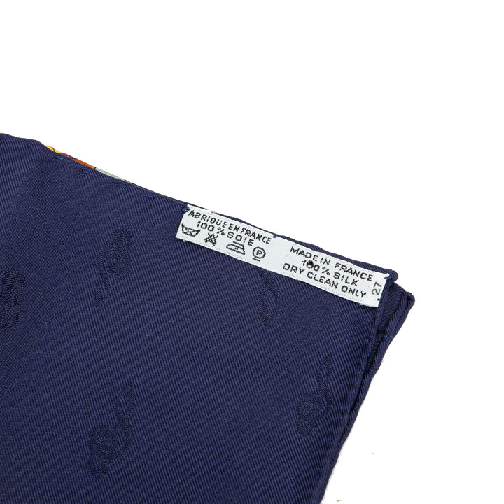 Hermès Carré Orgauphone Et Autres Mecaniques 90 Bleu – vue 7 – GABY PARIS