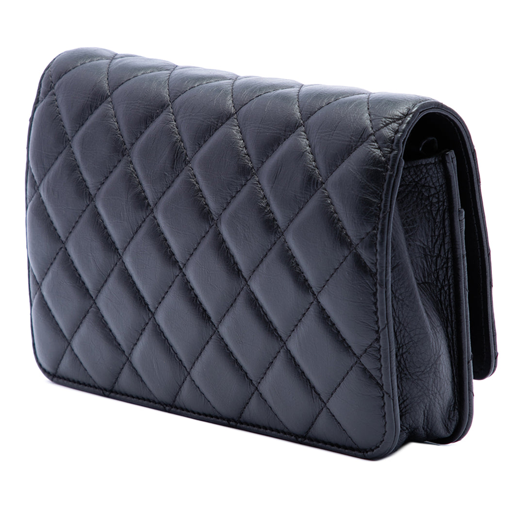 Chanel CC Matelassé vieilli Cuir de veau Pompon Wallet on Chain