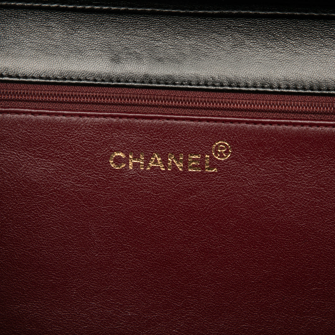 Chanel Medium CC Matelassé Cuir d’agneau Simple rabat – GABY PARIS Authentique
