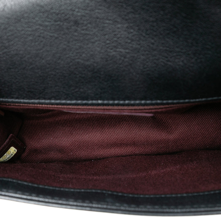 Chanel Matelassé Cuir de veau Front Chain à rabat – GABY PARIS Authentique