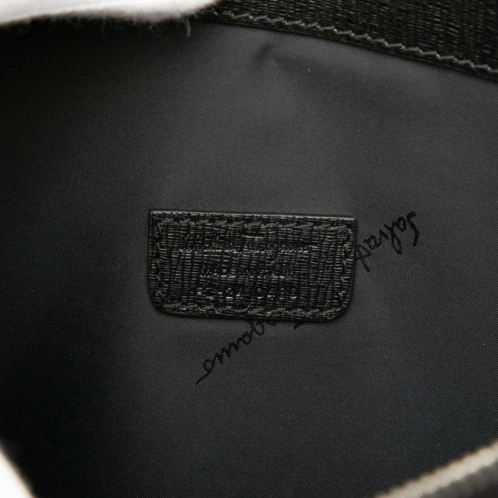 Croc embossé Revival Pochette Cuir de veau Noir