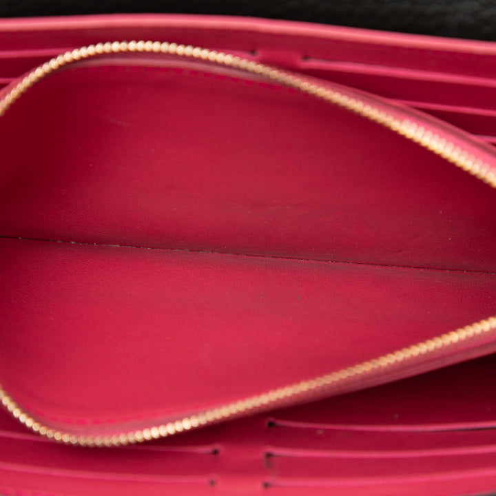 Louis Vuitton Taurillon Capucines Portefeuille long