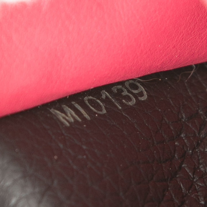 Louis Vuitton Taurillon Capucines Portefeuille long