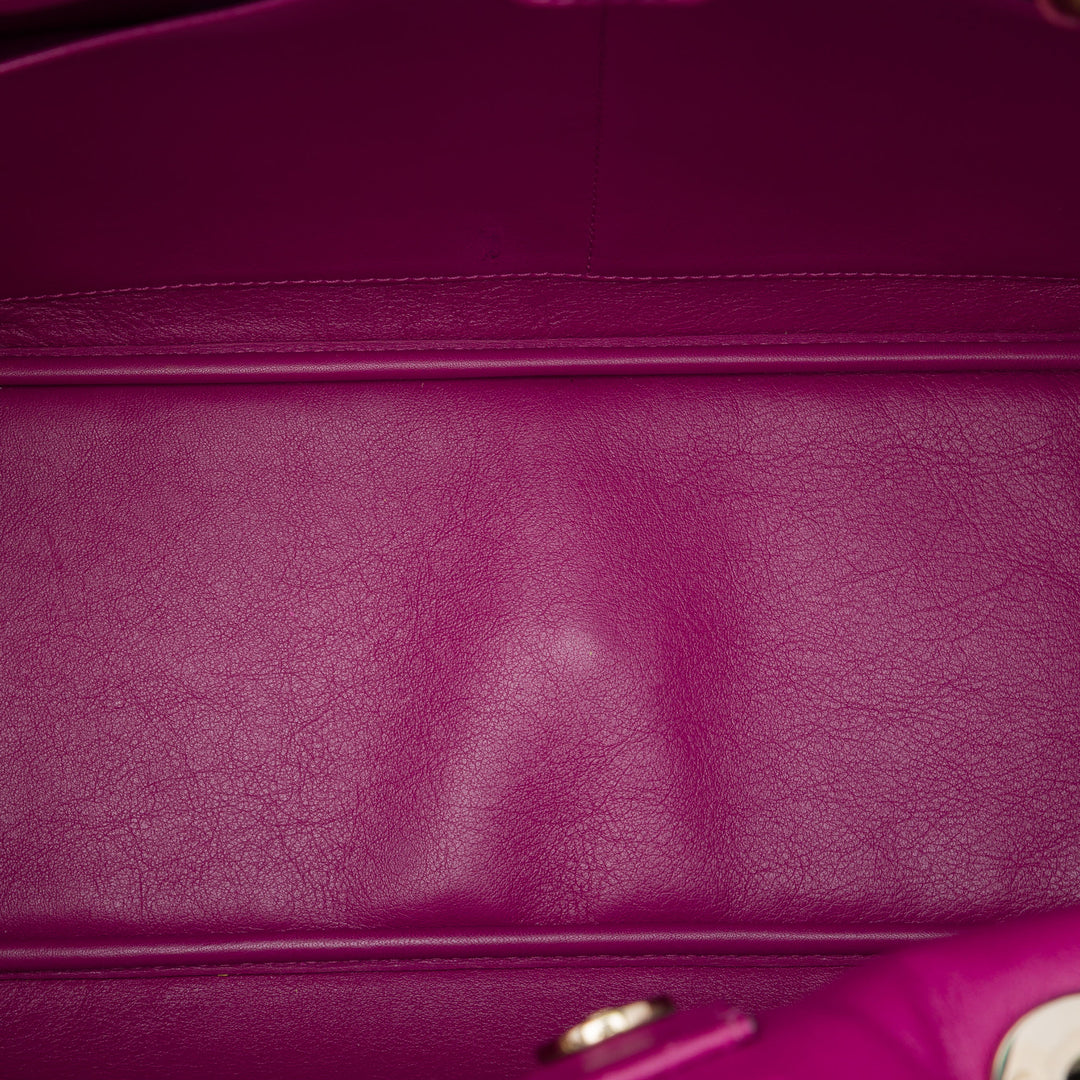 Dior Sac à main Pebbled Diorissimo Grand Cuir de veau Noir – vue 4 – GABY PARIS