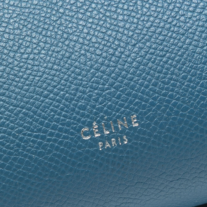 Celine grainé Sac ceinture Micro Cuir de veau grainé Bleu – vue 5 – GABY PARIS