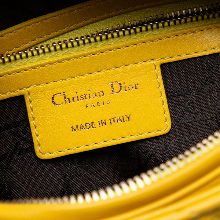 Dior Medium Cuir d’agneau Cannage Lady Dior