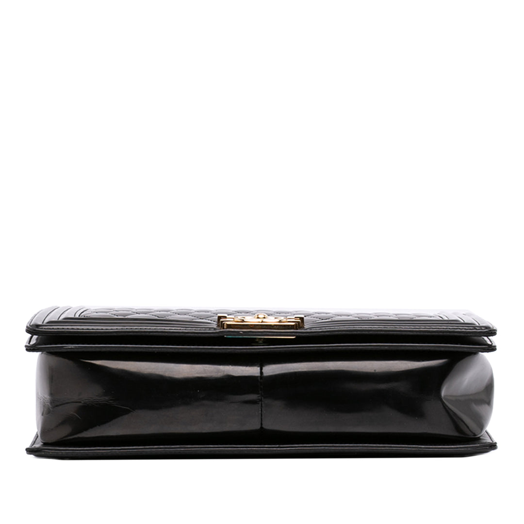 Chanel Large Matelassé Cuir verni Boy à rabat
