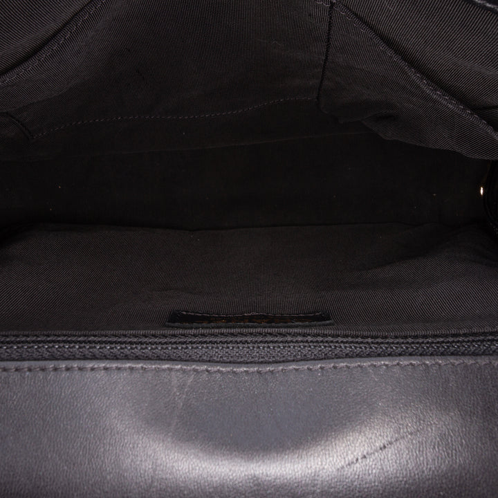 Chanel Large Matelassé Cuir verni Boy à rabat
