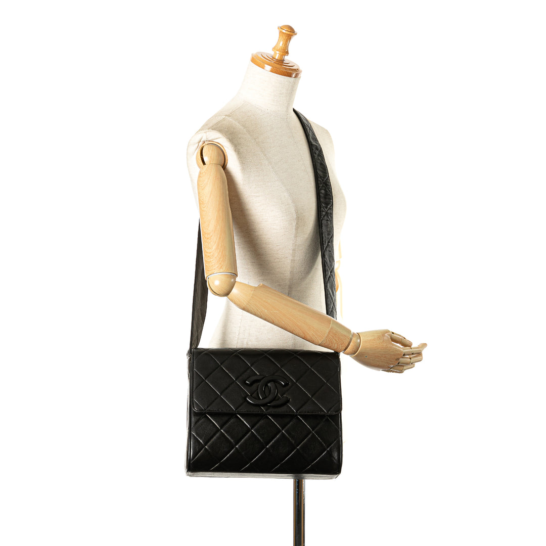 Chanel CC Quilted Cuir d’agneau Flap Noir – GABY PARIS Authentique